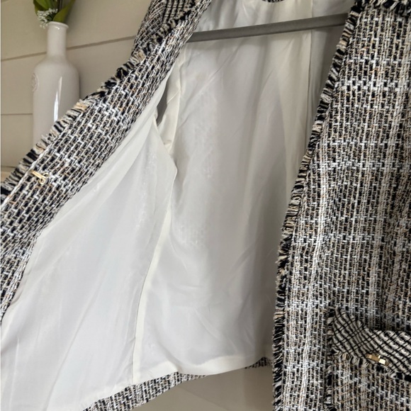 Chico's Black Tweed Fringe Blazer Jacket Women’s Size 8/10 (Chico’s Size 1) - Picture 14 of 15